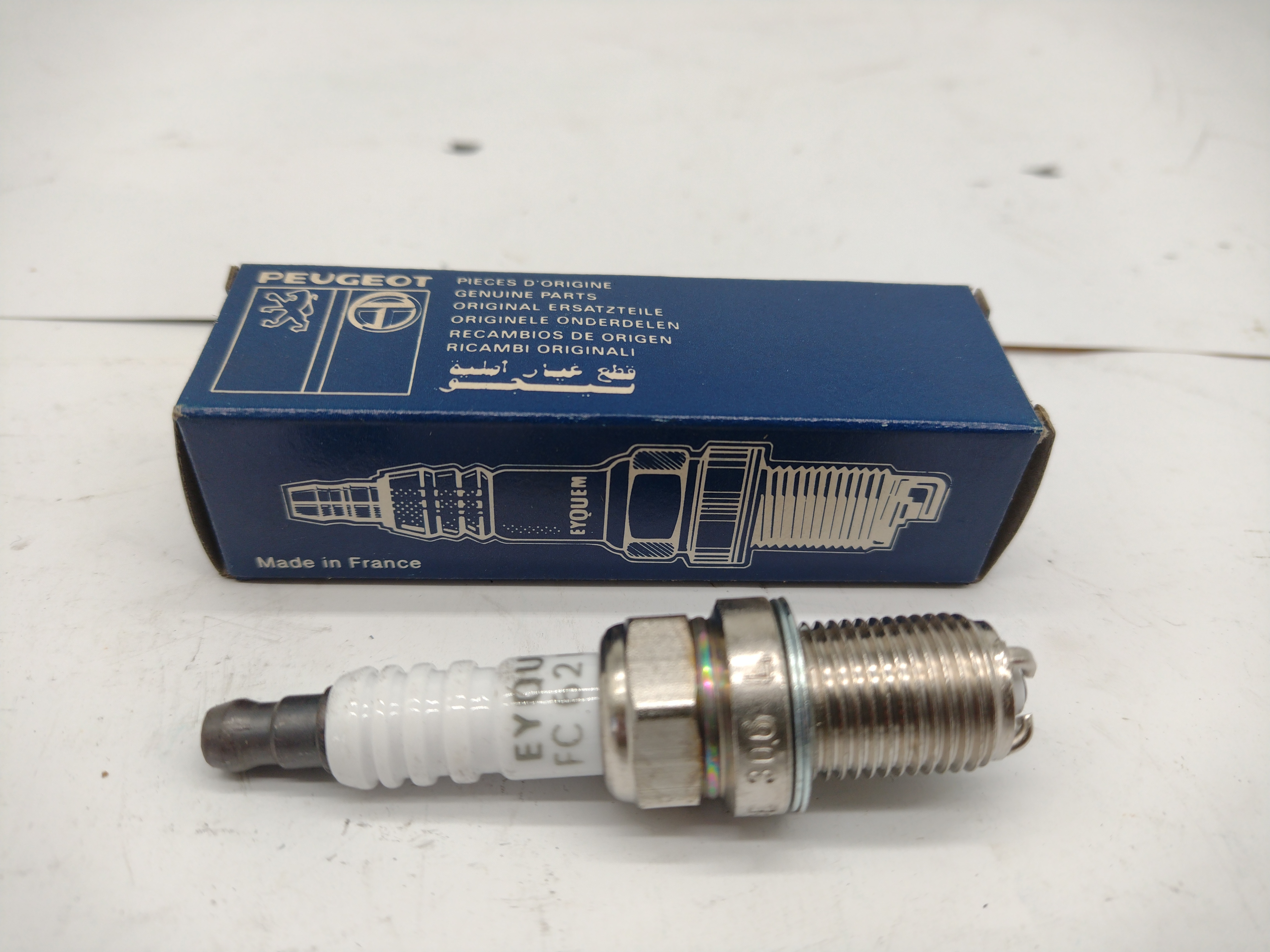 Peugeot Zündkerze 5962E3 EYQUEM FC 62 LS 3 NEU NOS NEW Peugeot Zündkerze 5962E3 EYQUEM FC 62 LS 3 NEU NOS NEW
