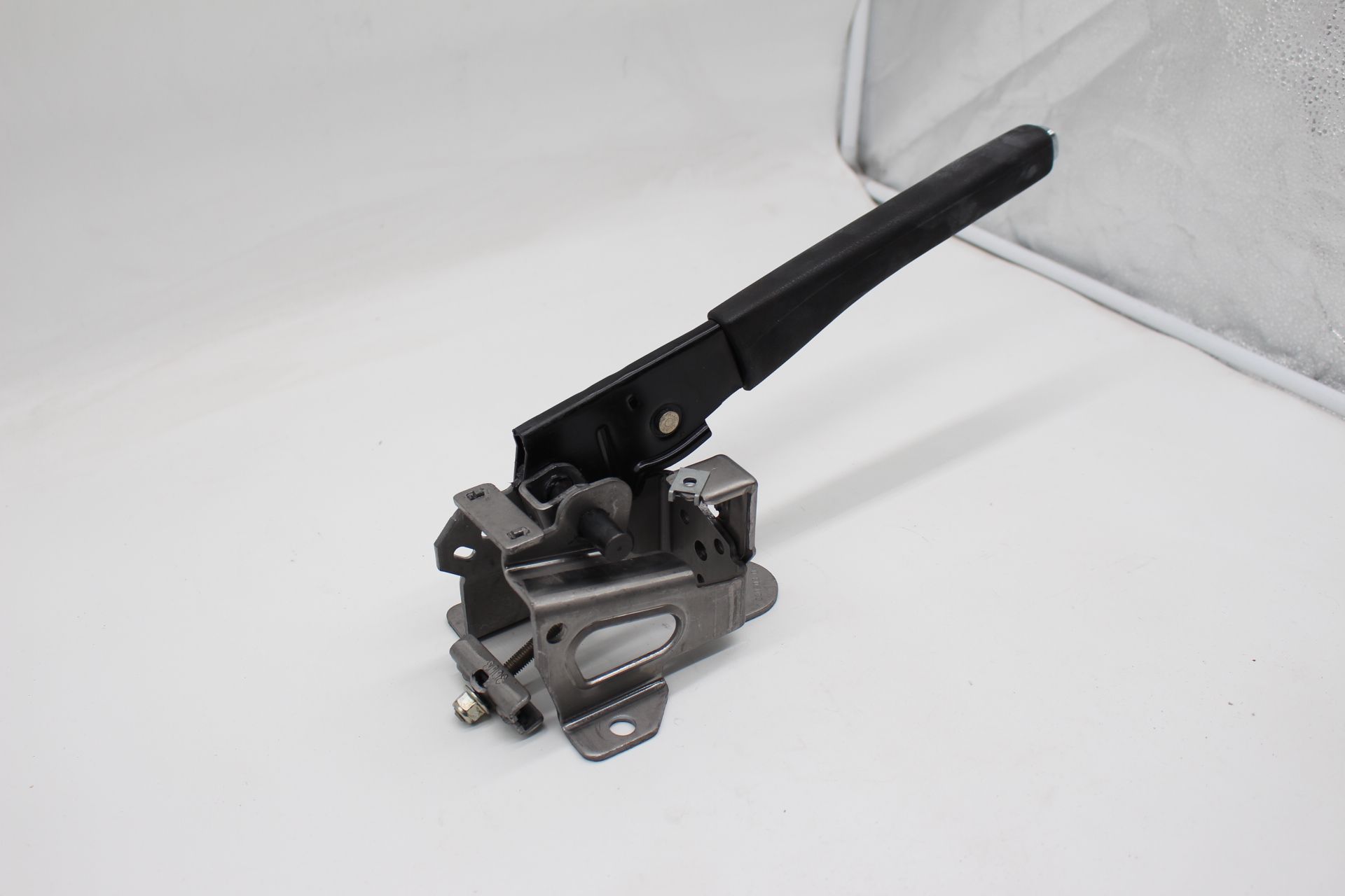 Peugeot 307 Handbremshebel 470181 NEU NOS NEW OEM