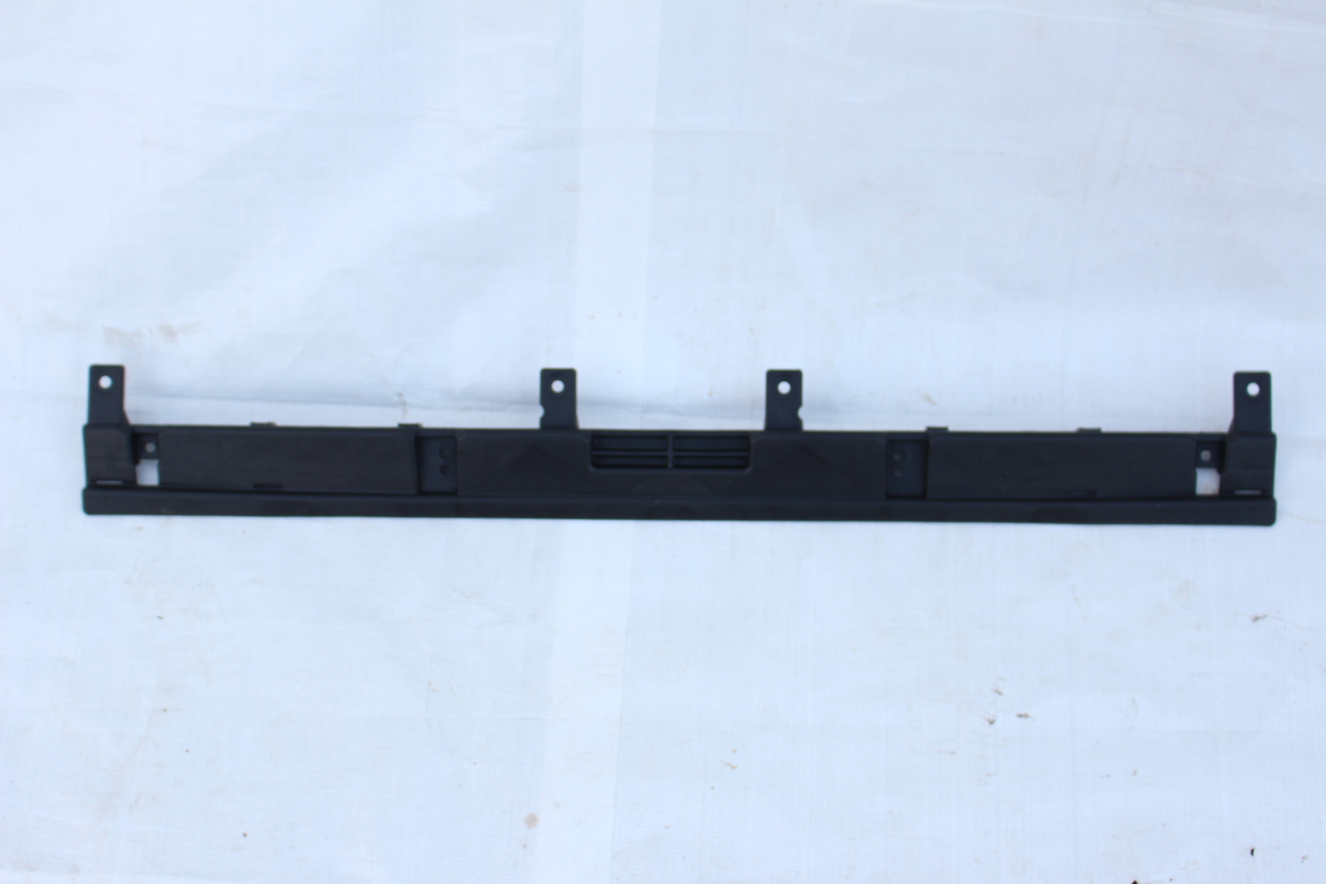 Stoßstangenhalter hinten Mitte Hyundai Ioniq 5 – 86625GI000