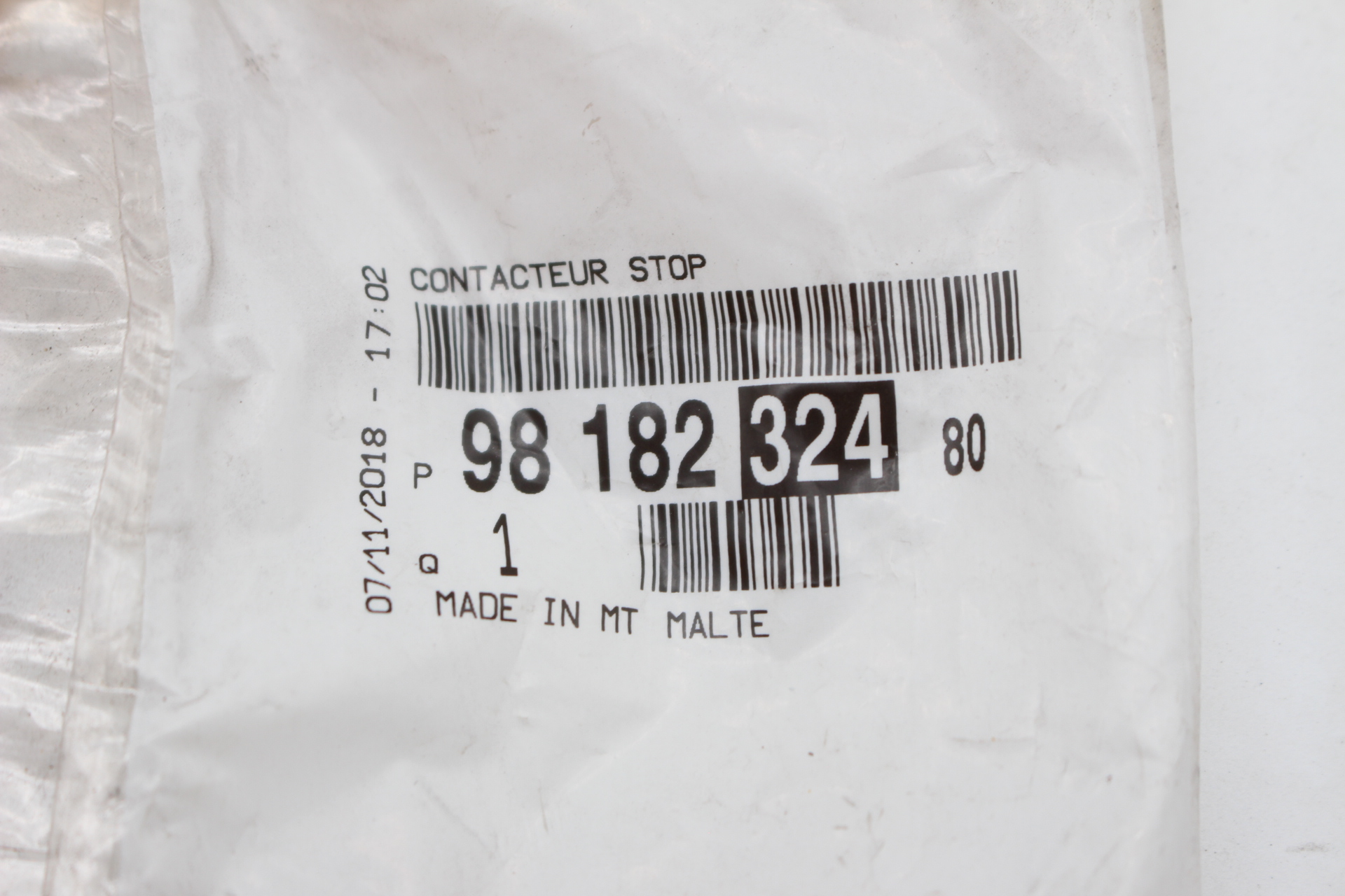 Peugeot / Citroen Bremslichtschalter 9818232480 NEU NOS NEW