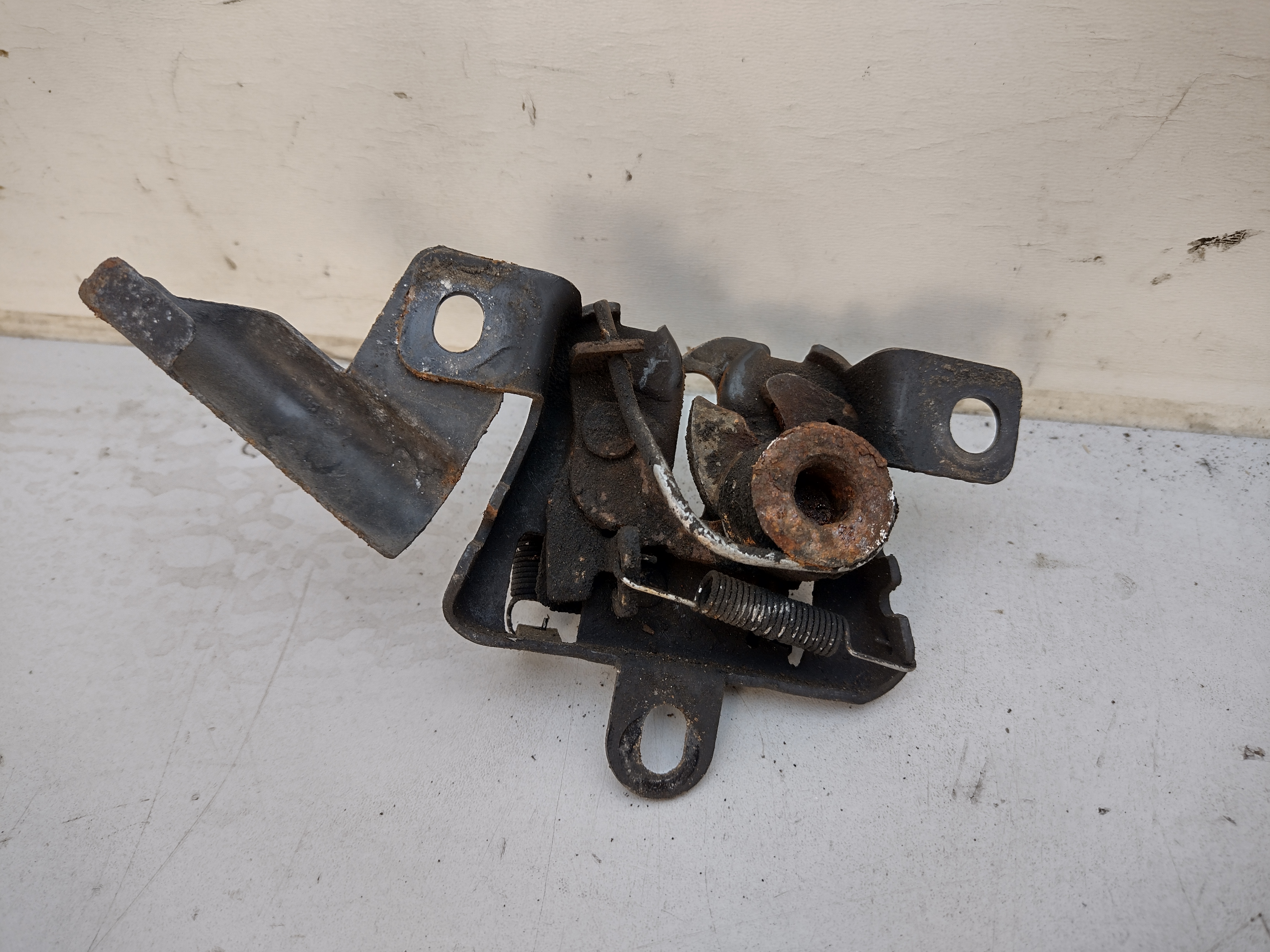 Schloss Motorhaube Haubenschloss für Subaru Impreza GF8 93-00 Schloss Motorhaube Haubenschloss für Subaru Impreza GF8 93-00