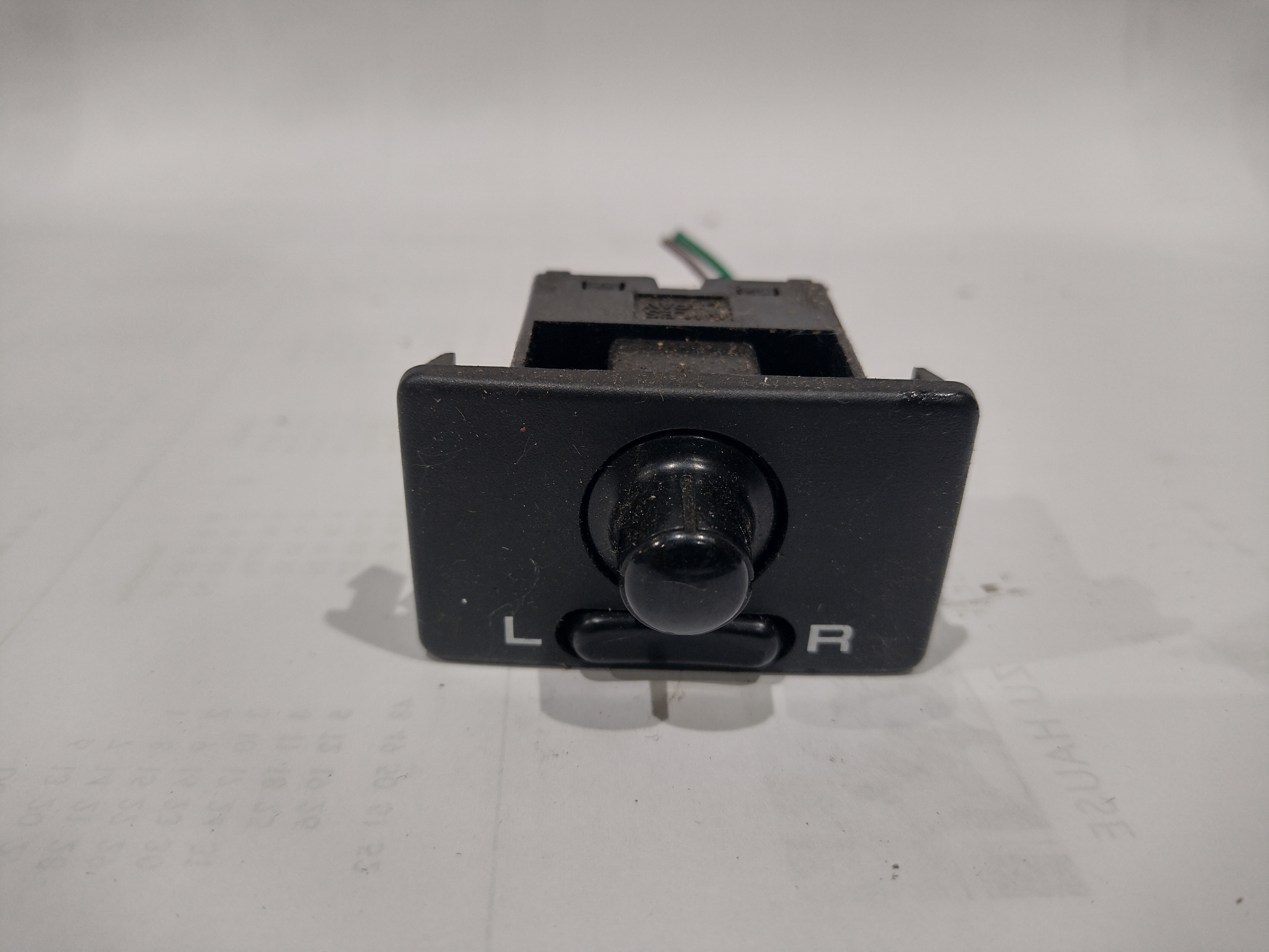 Schalter Spiegelverstellung Subaru Impreza 1 GC GF Schalter Spiegelverstellung Subaru Impreza 1 GC GF