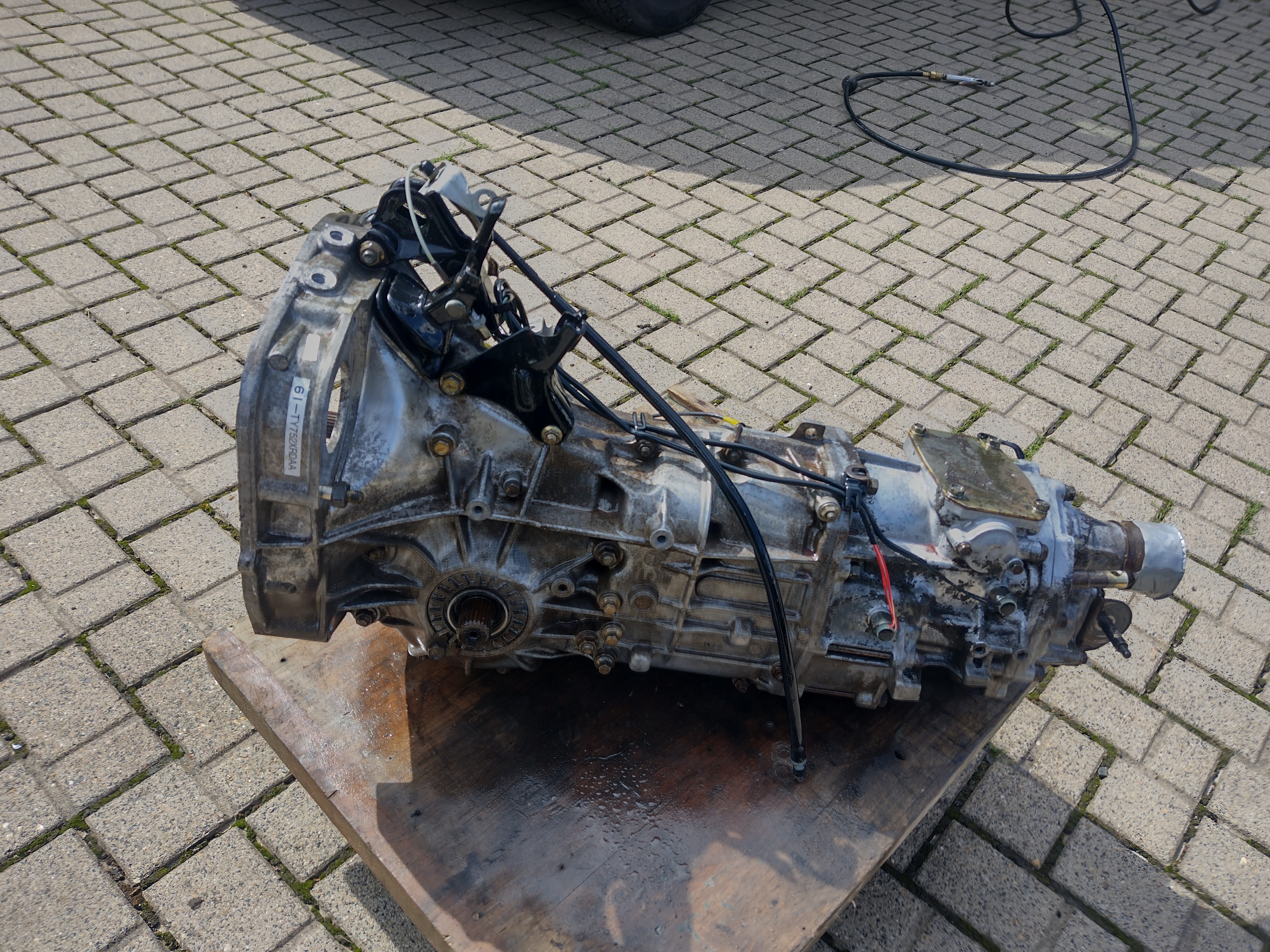 TY752XRDAA Allrad Schaltgetriebe für Subaru Legacy 2 BD BG 