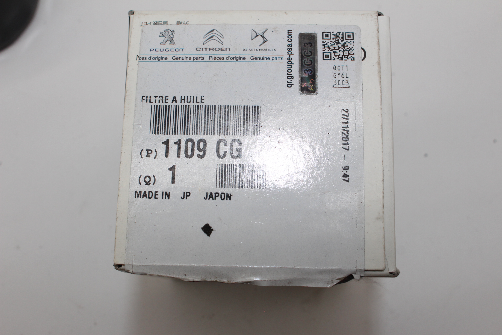 Peugeot / Citroen Ölfilter 1109CG Mitsubishi MD360935 NEU NOS NEW