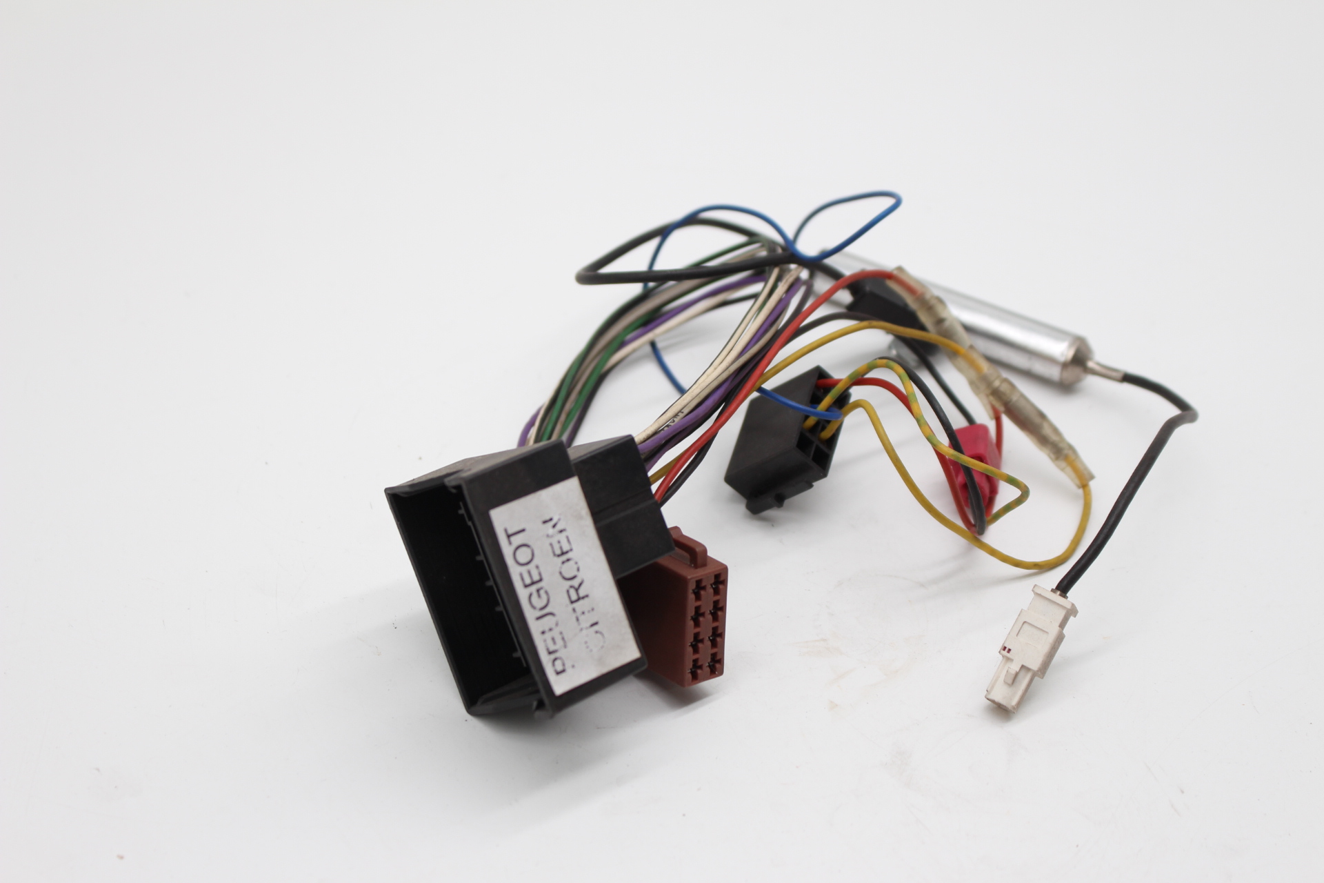 Peugeot / Citroen Radiostecker DIN NEU NOS NEW OEM