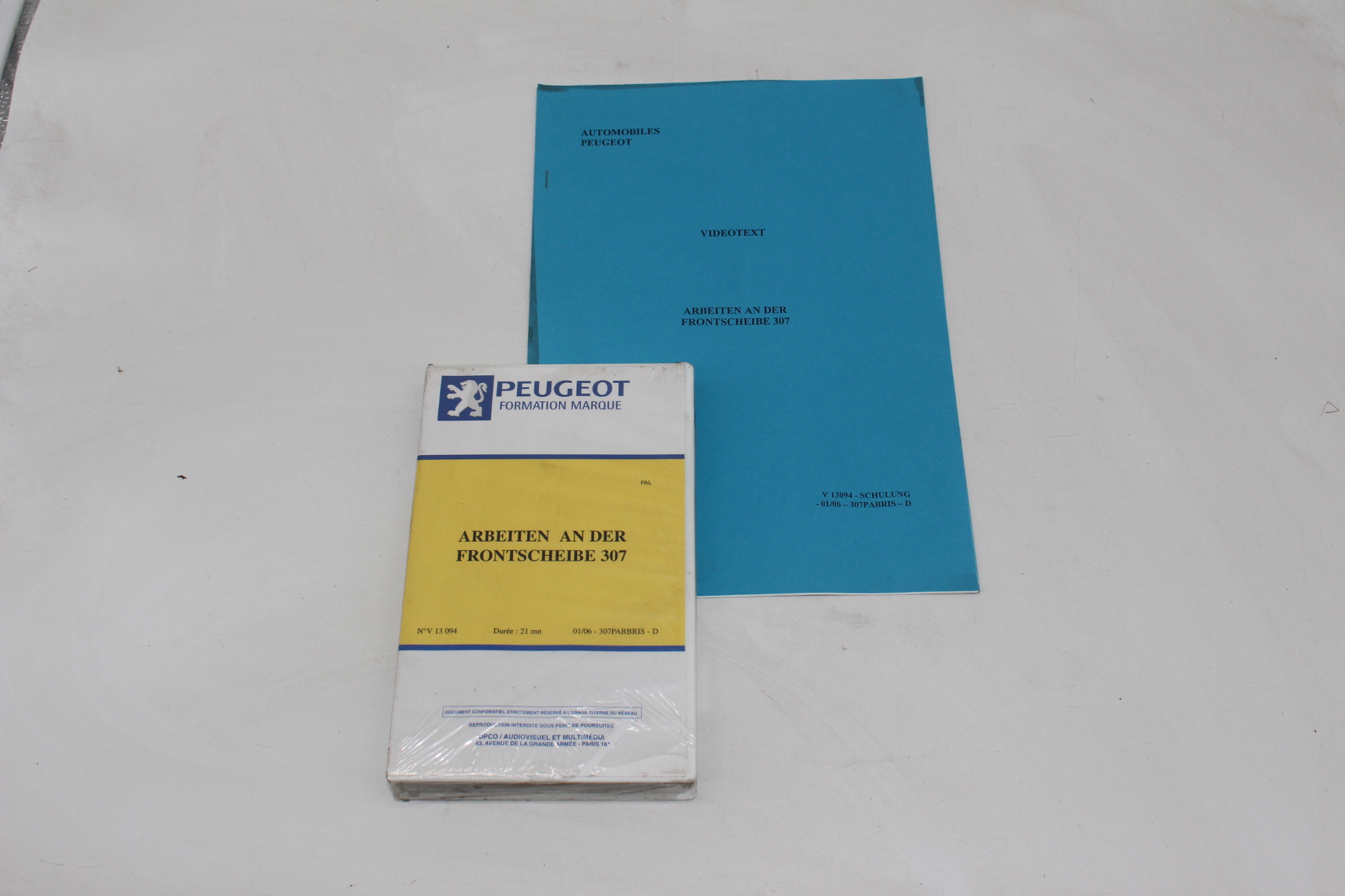 Peugeot Lehrvideokassette – ARBEITEN AN DER FRONTSCHEIBE 307