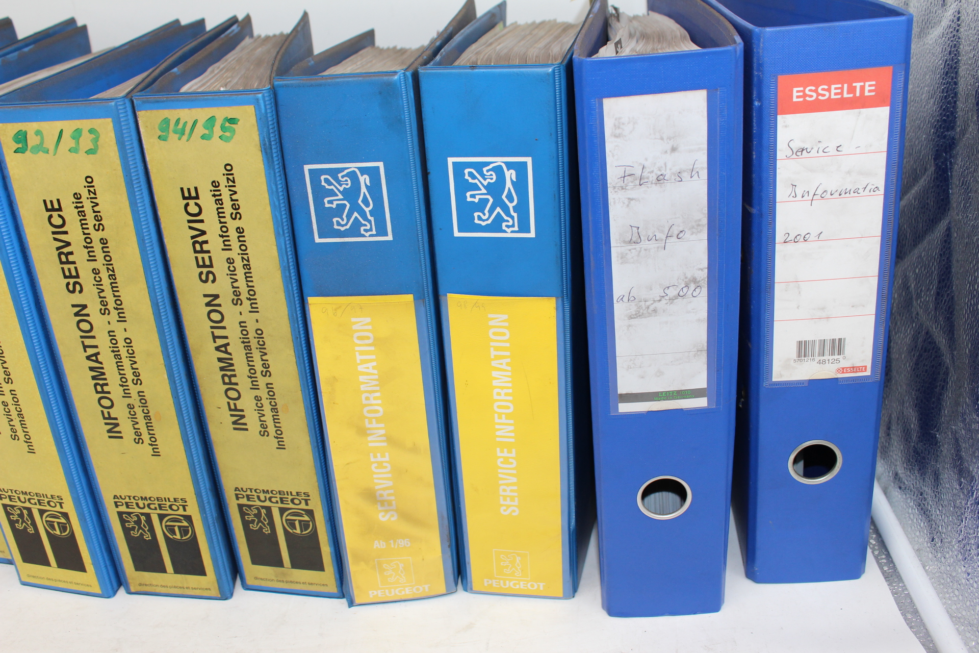 Original Peugeot Ordner „INFORMATION SERVICE“ 1985-2001 – Technische Infos & Wartung Sammlung RAR selten