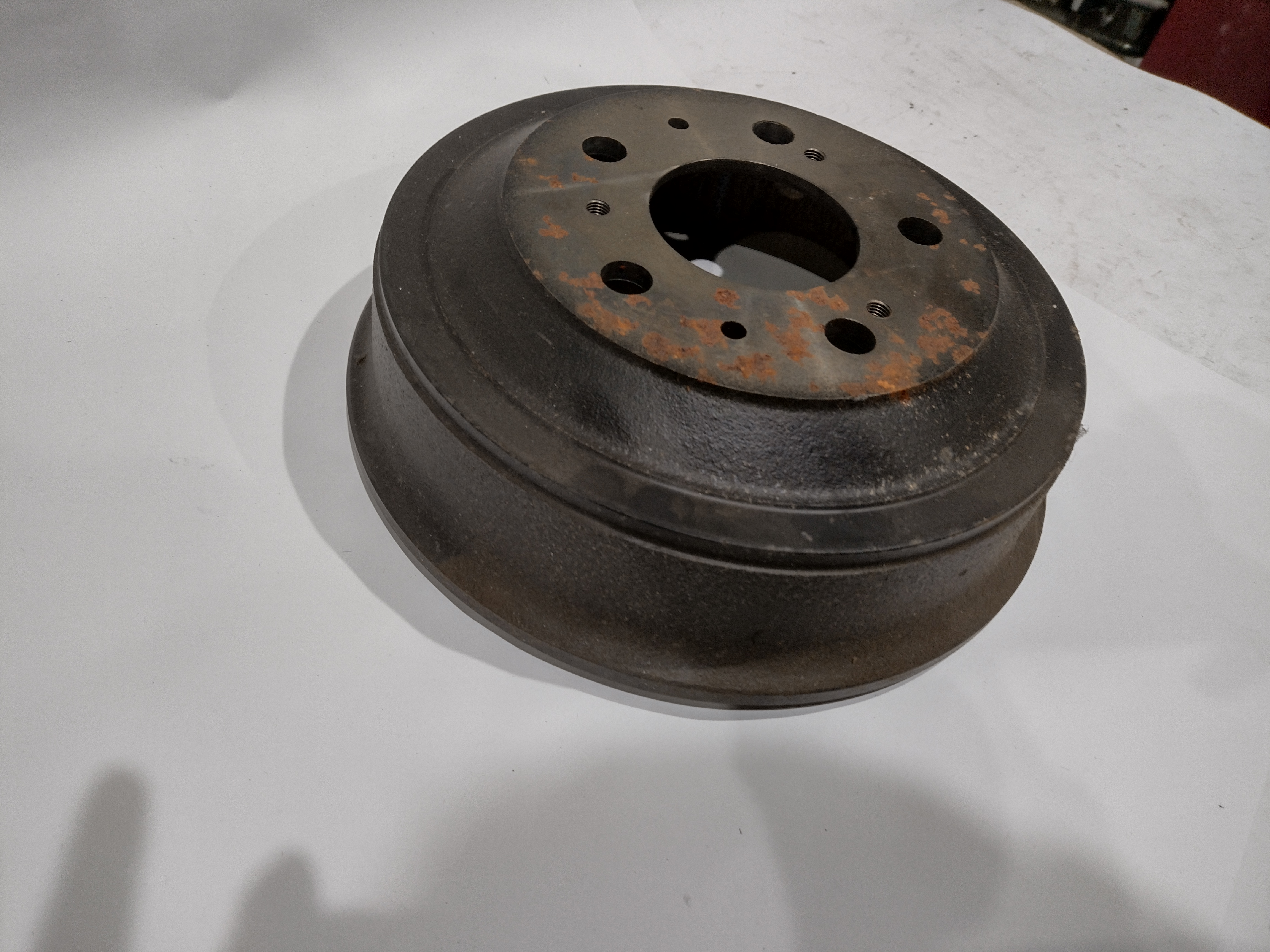 Peugeot / Citroen Bremstrommel 424738 NEU NOS NEW