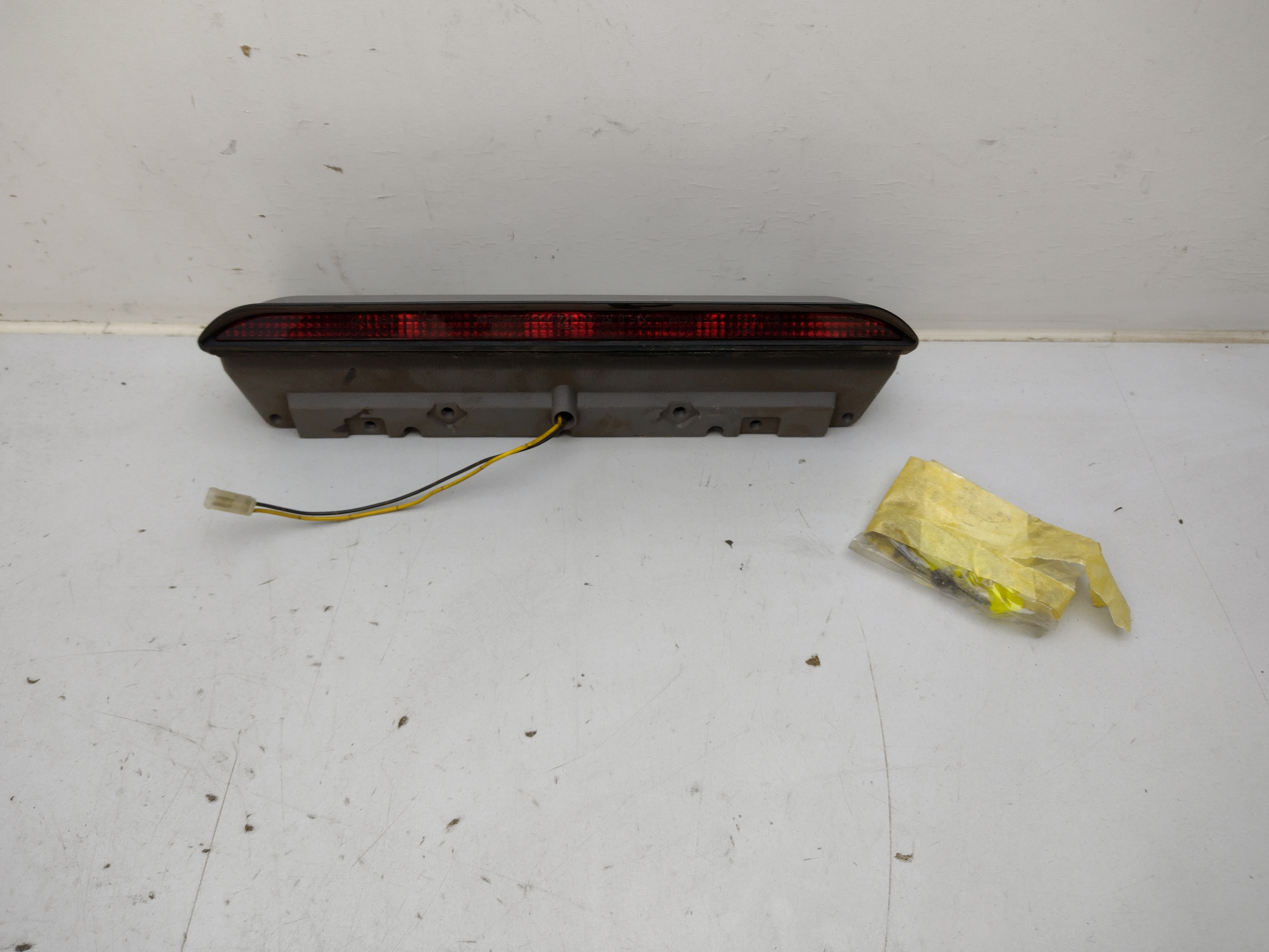 3. Bremsleuchte Bremslicht für Subaru Forester SF 3. Bremsleuchte Bremslicht für Subaru Forester SF