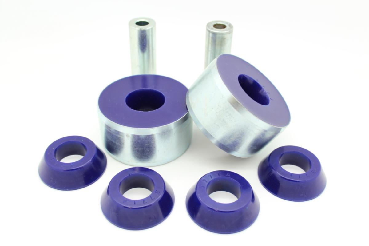 SuperPro Starrachse Gelenk Buchse Set für Nissan Maxima QX/A33