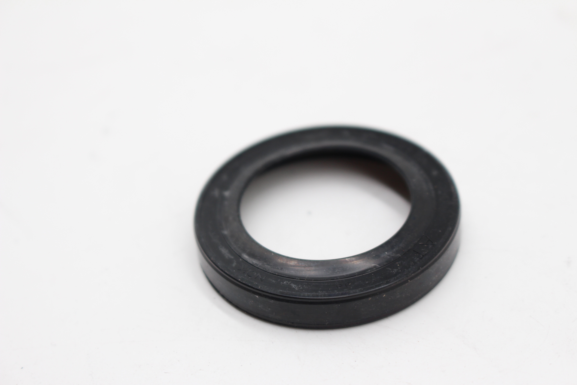 Simmerringe 28096AC000 OIL SEAL D/R SHAFT AT für Subaru