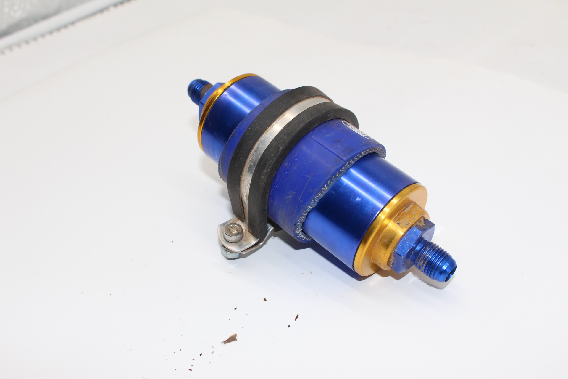 Motorsport Benzinfilter Kraftstoffilter mit Dash 6 AN6 Anschlüssen und Halter