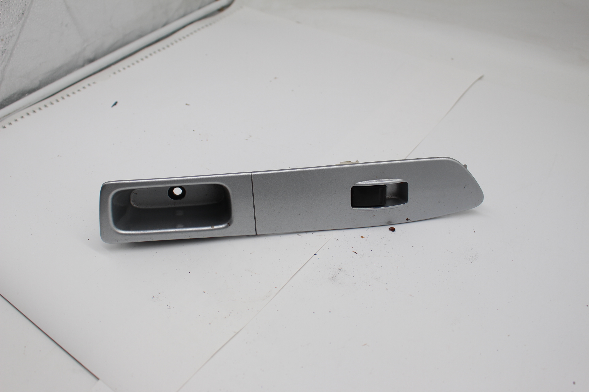 Fensterheber Schalter Ablage vorne links silber für Subaru Impreza WRX GD GG 01-04 RHD
