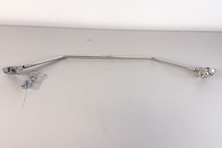 Wiechers-Sport Domstrebe vorne Racingline für Ford Fiesta XR2i 1.6 – 04/1989 bis 01/1996 – 167019 (neu)