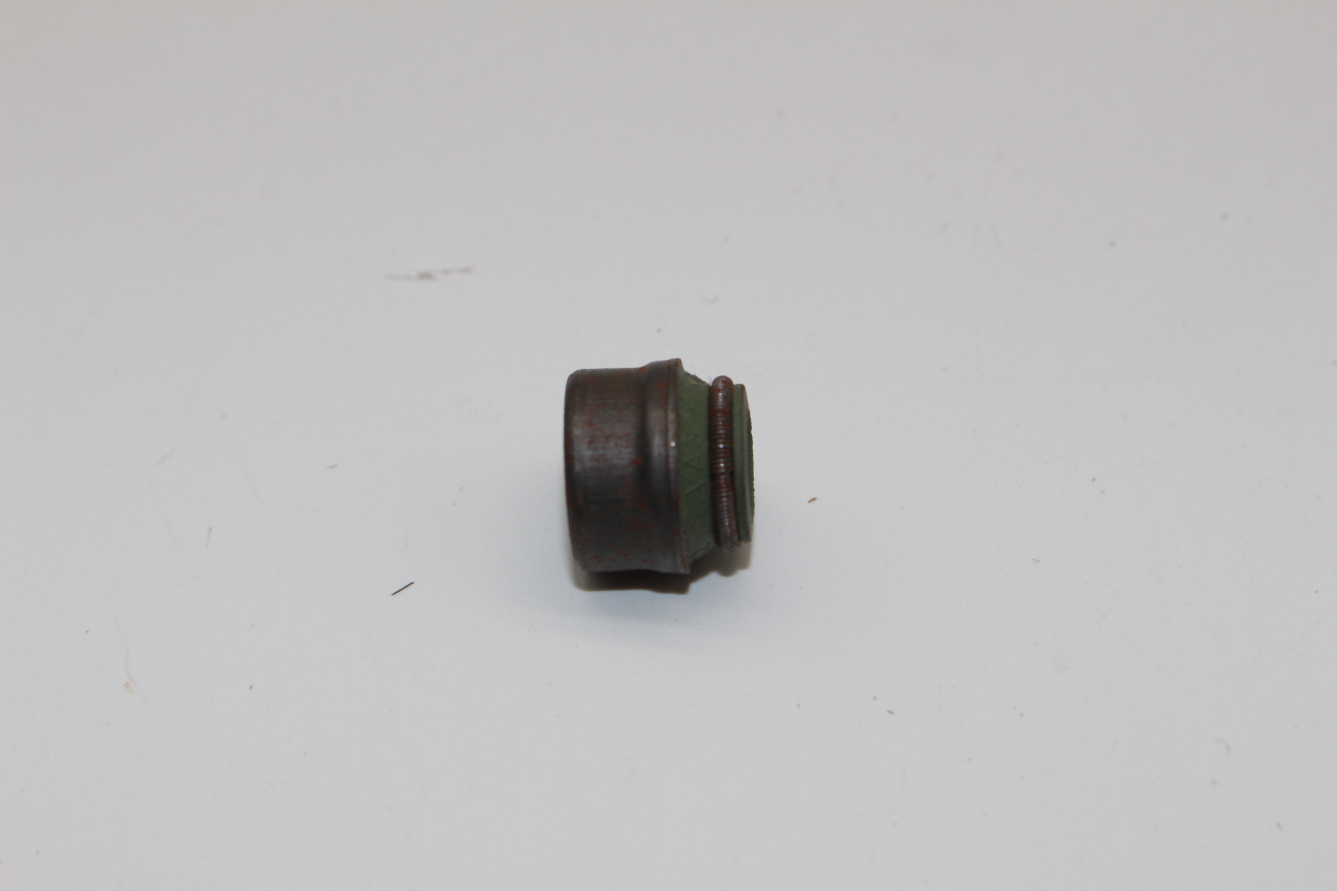 Citroen / Peugeot Ventilschaftdichtung 095640 NEU NOS NEW OEM