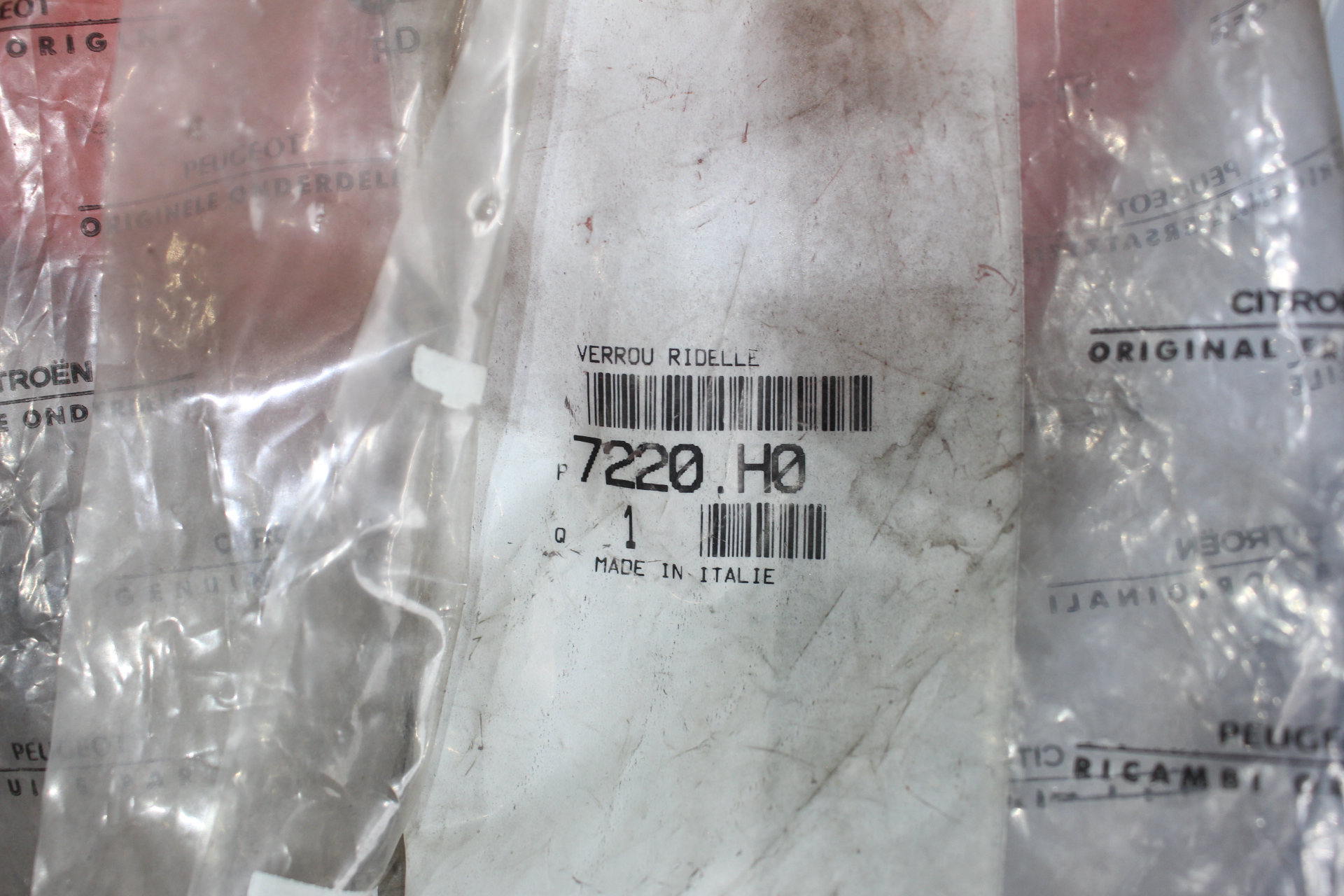 Peugeot / Citroen Ladefläche Verriegelung 7220H0 NEU NOS NEW OEM