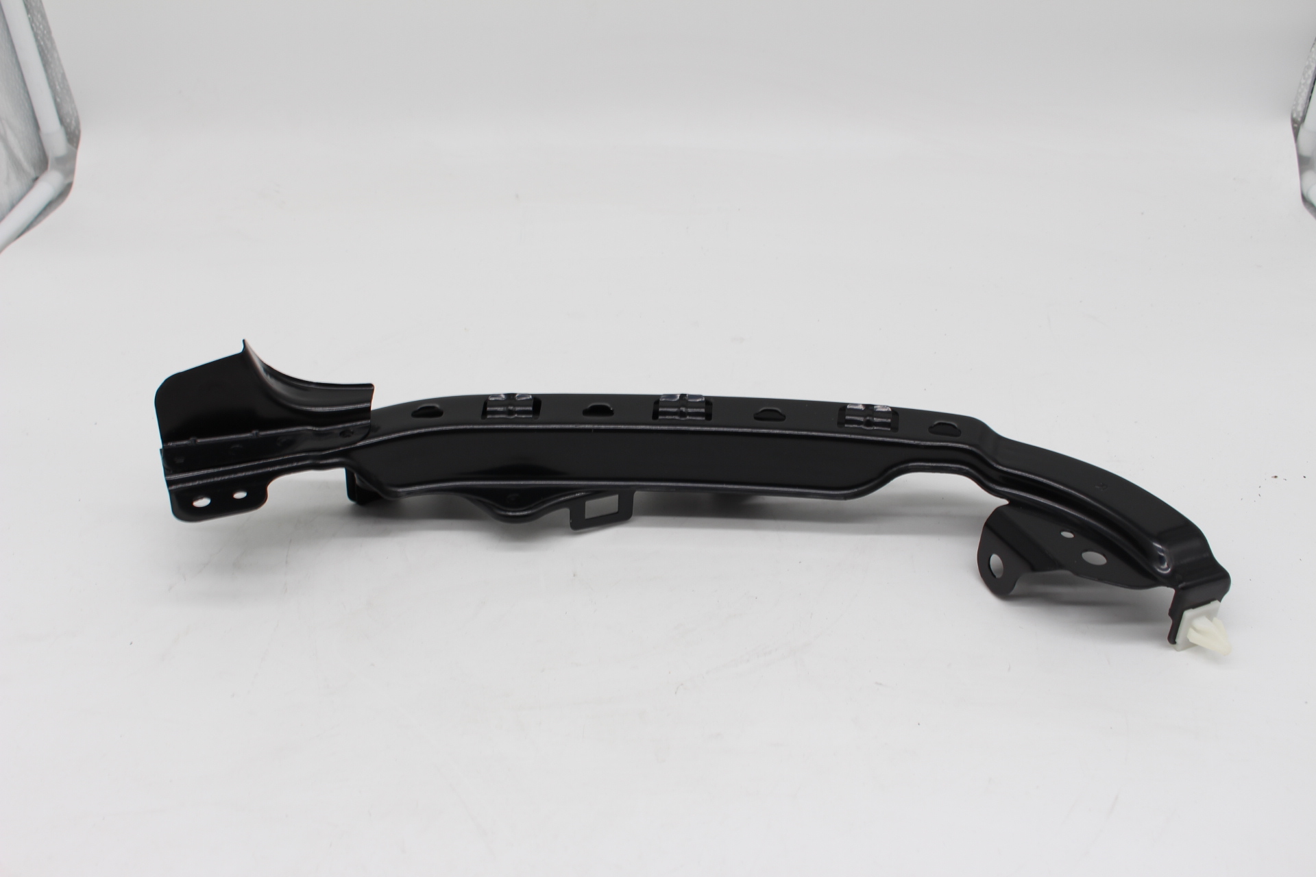 Halter Frontstoßstange rechts 57707SA200 für Subaru Forester Facelift 2006 - 2008