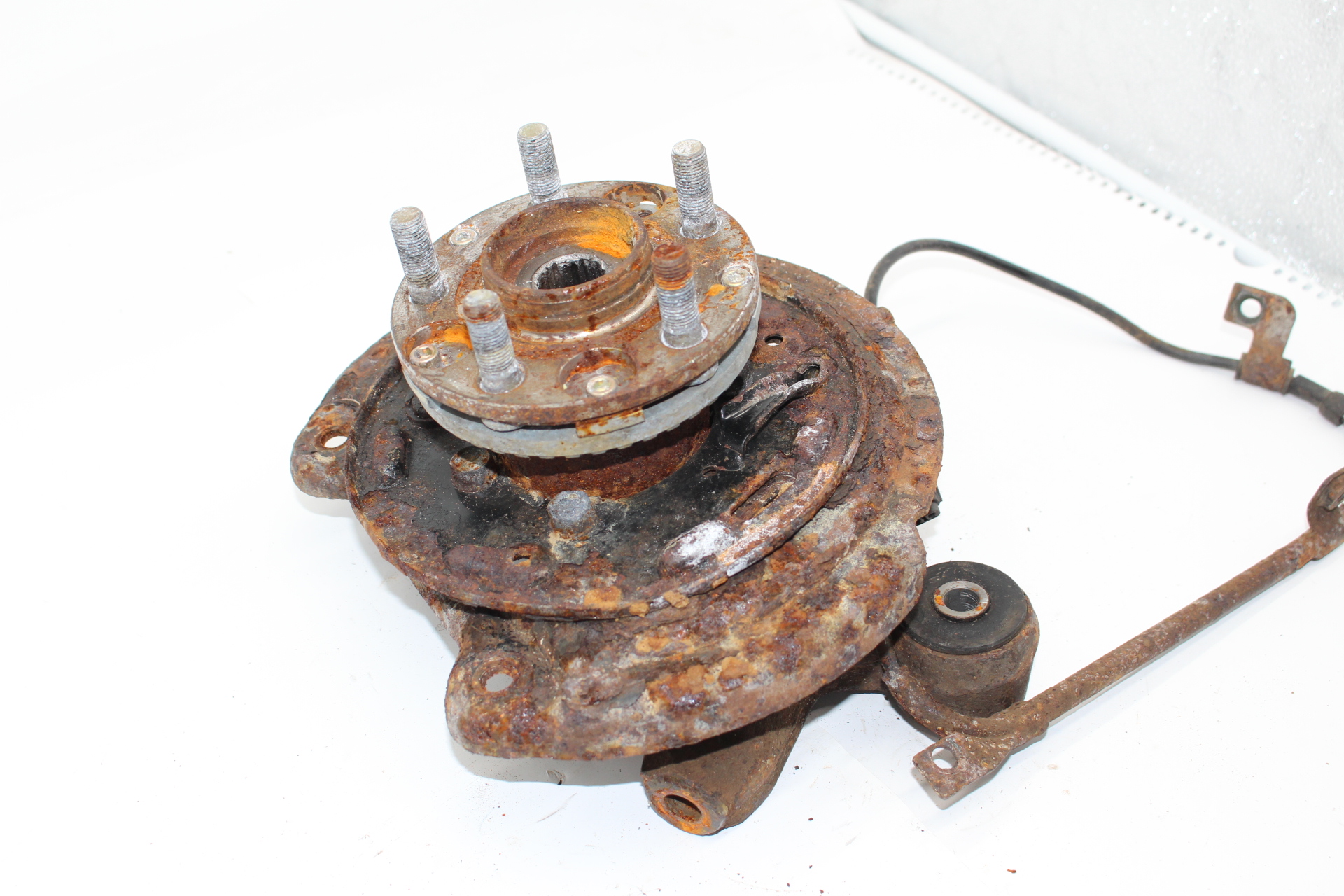 Achsschenkel Radlagergehäuse ABS Sensor hinten rechts für Subaru Impreza GC GF Legacy BC BJF BD BG Forester SF