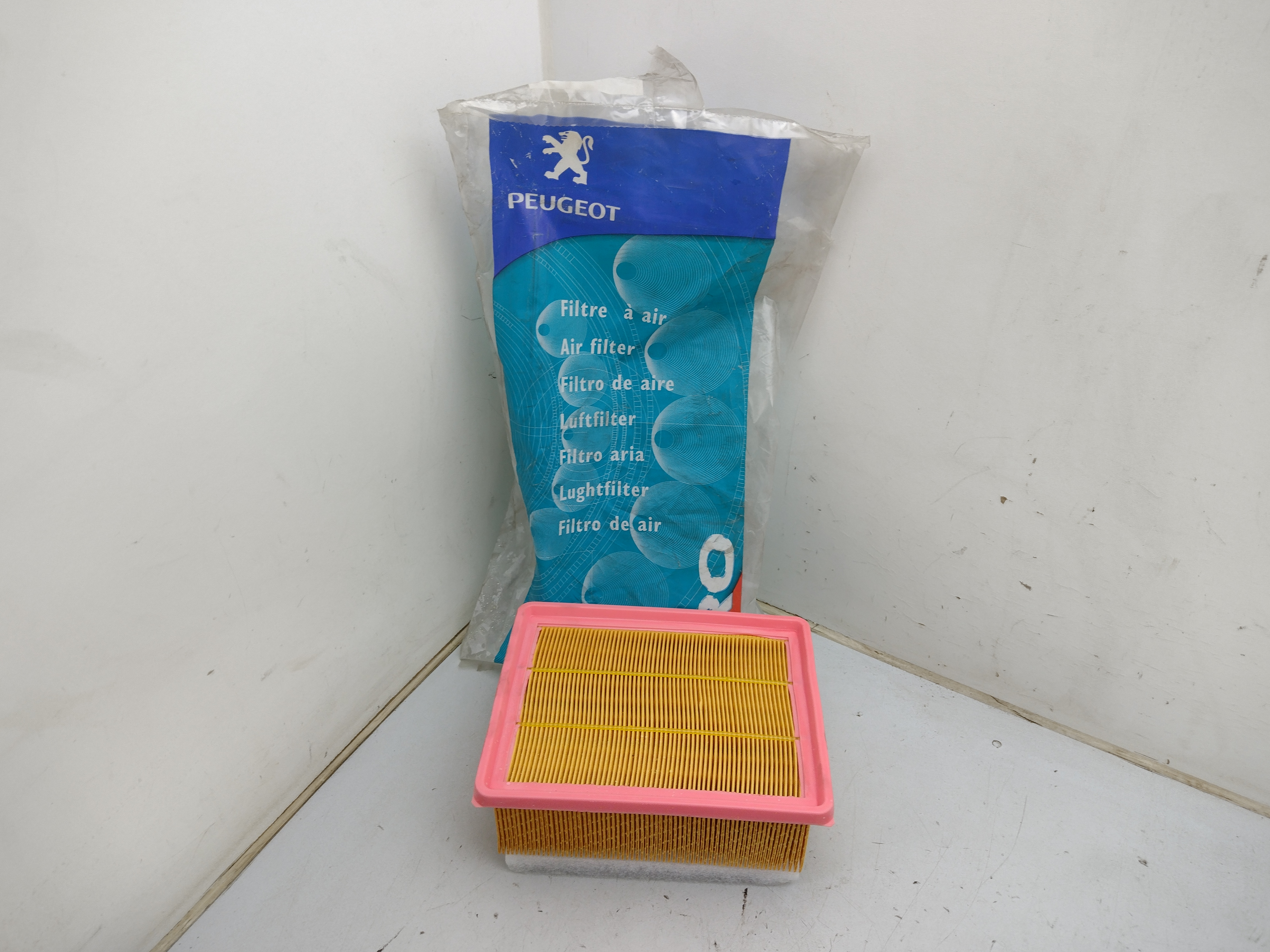 Peugeot / Citroen Luftfilter für Berlingen / Partner 1444CA NEU NOS NEW Peugeot / Citroen Luftfilter für Berlingen / Partner 1444CA NEU NOS NEW