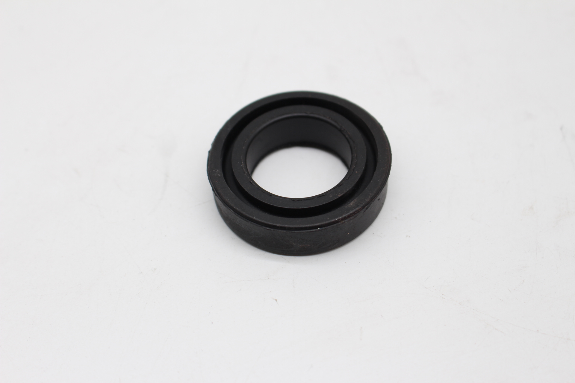 Citroen / Peugeot SCHUTZBLECH FÜR ACHSWELLE 325507 NEU NOS NEW OEM