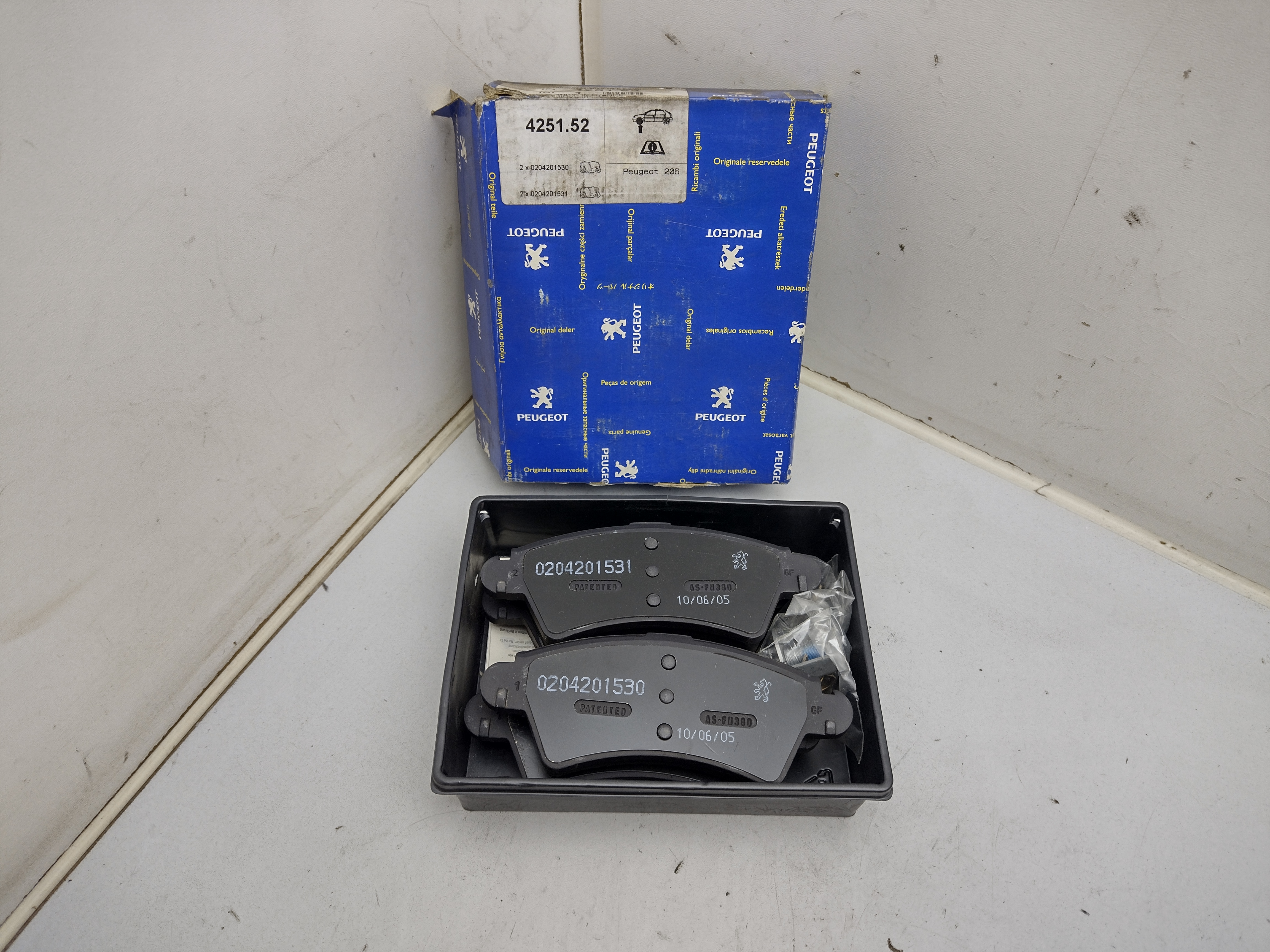  Peugeot 206 306 / Citroen XSARA  Bremsbeläge vorne (Sys.Bosch) 425484 NOS NEW OEM 